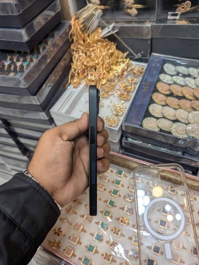 iPhone 14 what’s app (03234183333)