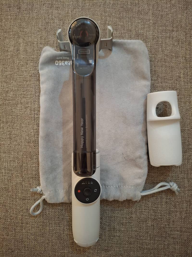 Insta 360 Flow PRO 3