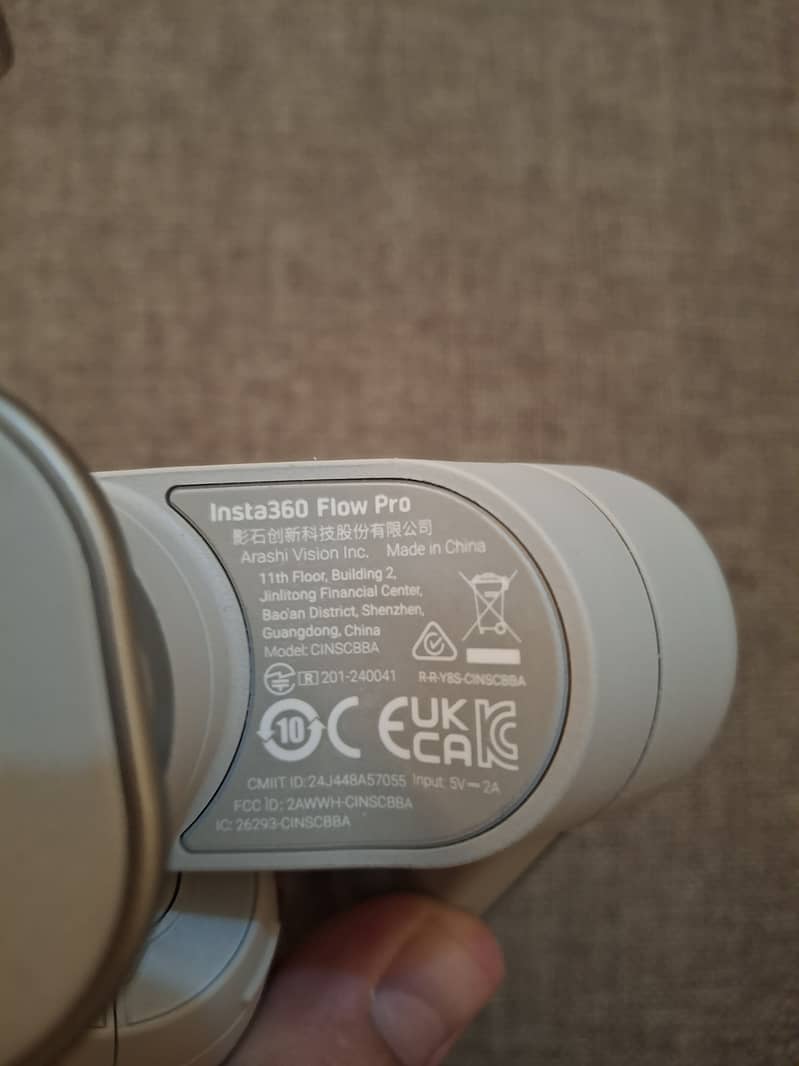 Insta 360 Flow PRO 13