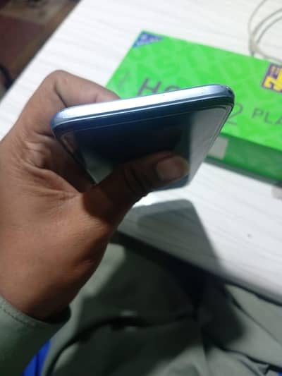 infanx hote12ply 4ram 64rom ma na takno k sat change krna ha agr Kasi