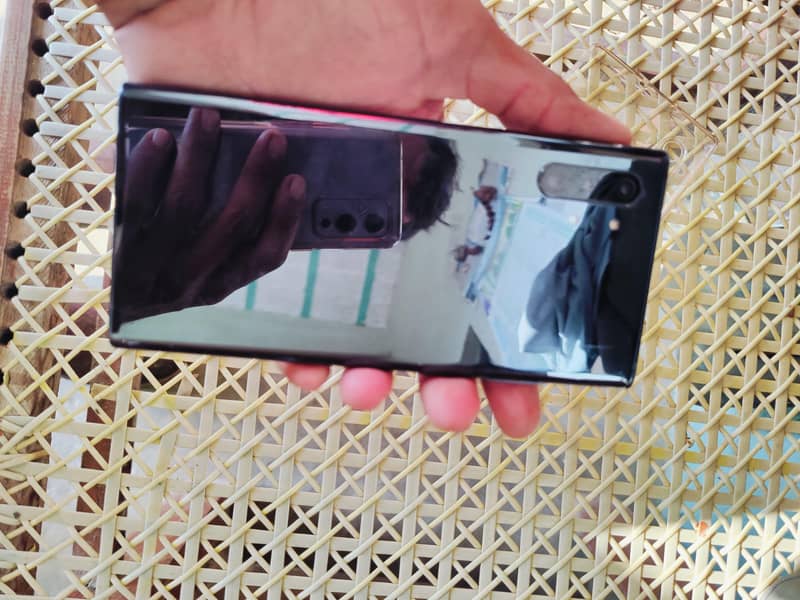 Samsung Note 10 plus 4