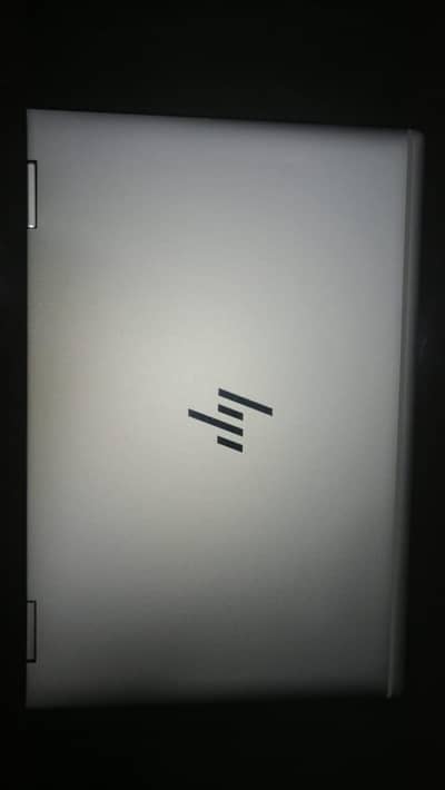 Hp elite book 1030 g3 touch x360 i5 8th generation 8gb ram 256gb nvme