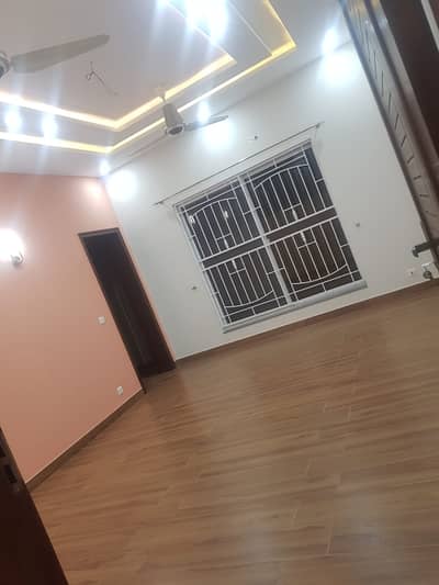 1 Kanal Lower lock Upper Portion For Rent Nfc Society Ph1 Block D