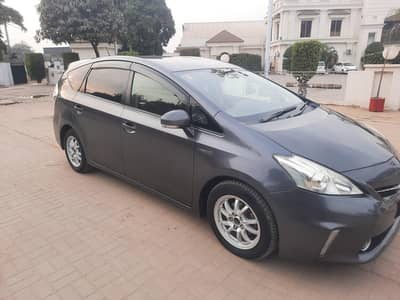 prius alpha ,7 seater ,4 grade