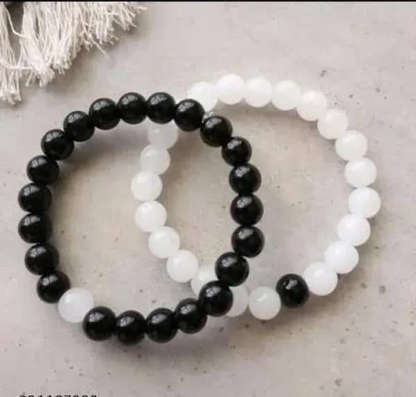 1 Pcs Black And White Bracelet for Girls | Beautiful Bracelet for women's | Black&white Color | Order Now