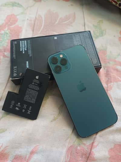 iPhone 12 Pro Max (with Extra Battery)