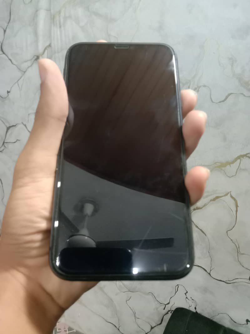 iphone 11 3