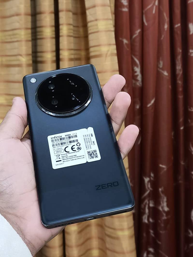 Infinix Zero 40 1