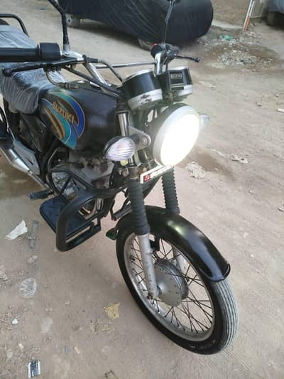 Suzuki GS 2012 japanese#0/3/4/7/2/7/8/9/0/3/3/