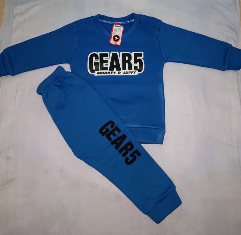 دو،تین،چار سال کے بچوں کے گرم اور آرام دہ کپڑے 12