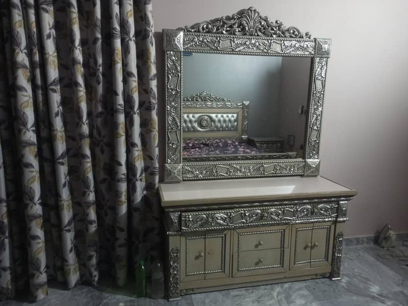 Bed+Dressing+wardrobe 0