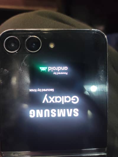 Samsung Z Flip 5 8/512  PTA Approved Main Panel Kharab