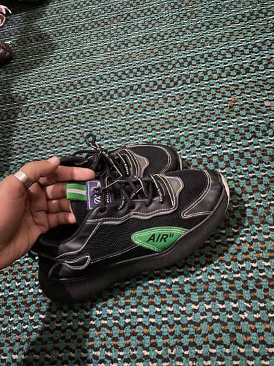 Maine lunday se liye hain 2500 ka size issue ki wjha se sale krne