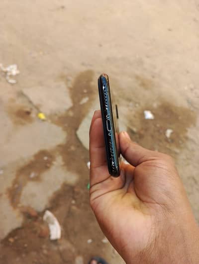 iPhone 7plus 256 gb all ok pta approved