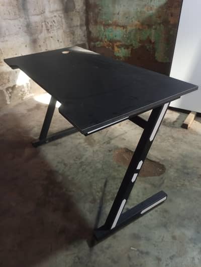 Study table/Exclutive table/Computer table