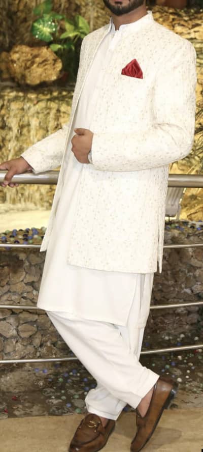 Royal style princes coat for men