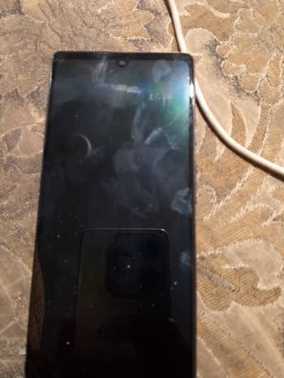 Google pixel 6a board ic me issues hai  5k ka kharcha hai or penal nhi