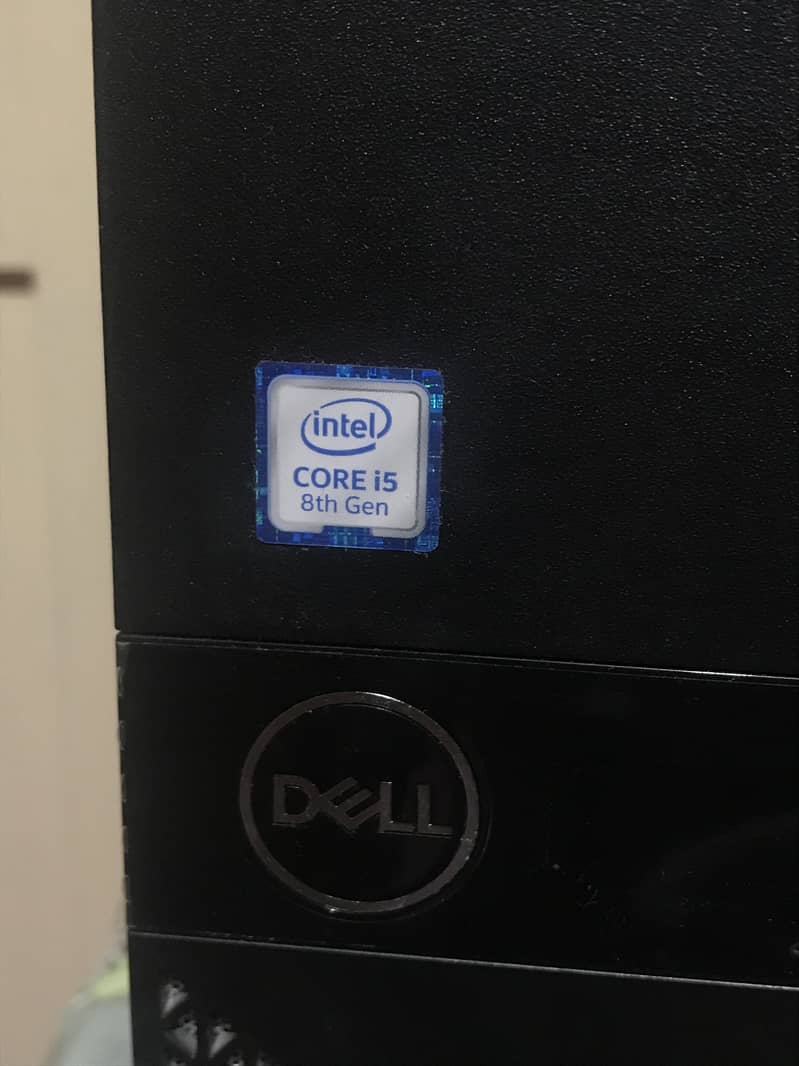 Computer with cpu,keyboard and mouse 4