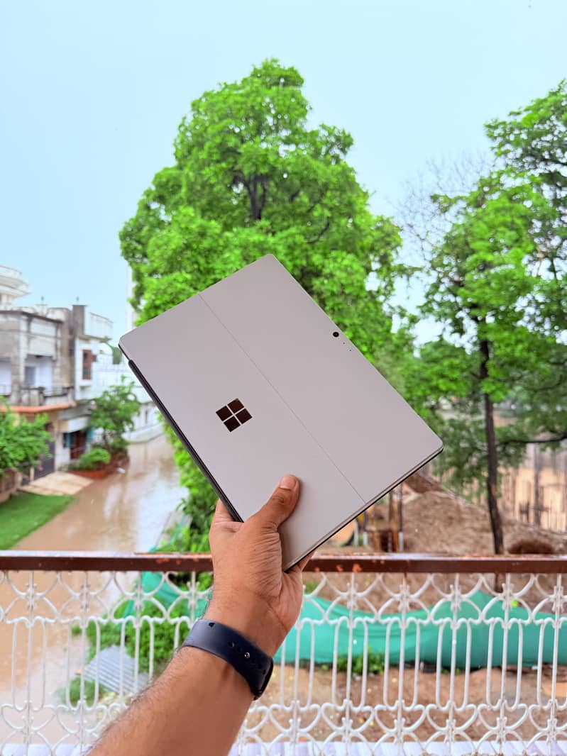 Microsoft Surface pro 7 14