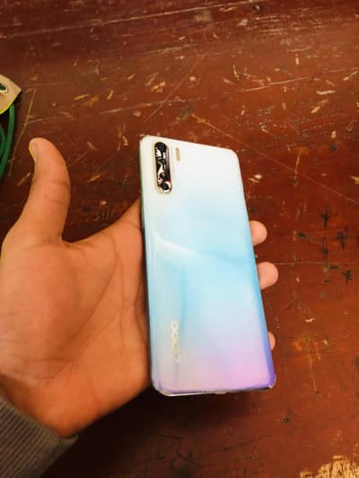 oppo f15  8/128 l complete box  condition 10 /10  koi falt ni hai