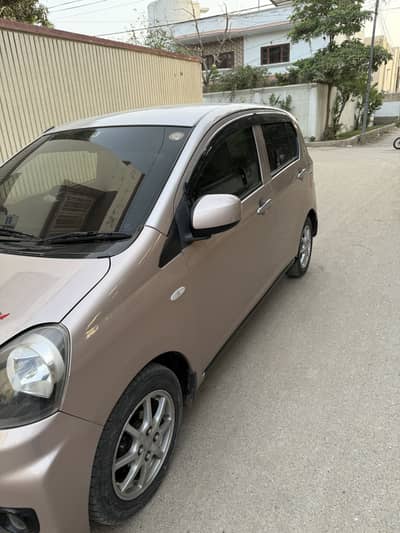 Daihatsu Mira 2015