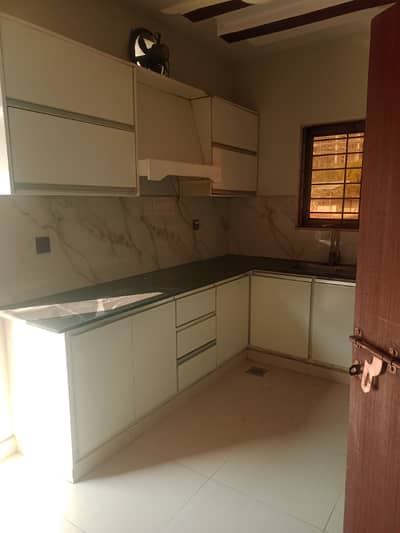 G-9/1 class III market building