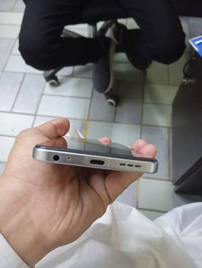 Tecno Spark go-2  4/64  (Exchange Possible good phone)