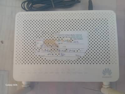 MERCUSYS Accespoint or HUAWEI  Gpon Router, both ×orking 100% perfect