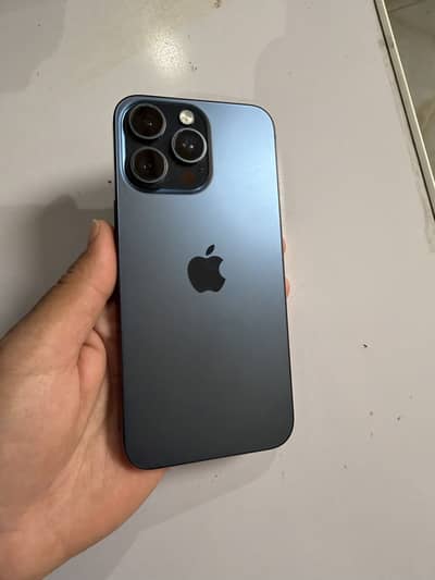 IPhone 15 pro max 1 TB JV 10/10