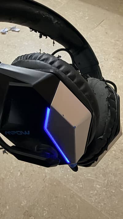 Mpow gaming headphone with stylish lights