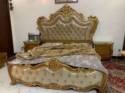 Royal bed set