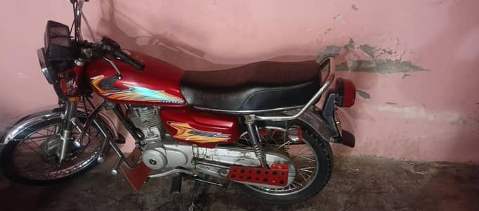 Honda 125 2010 model03135506742
