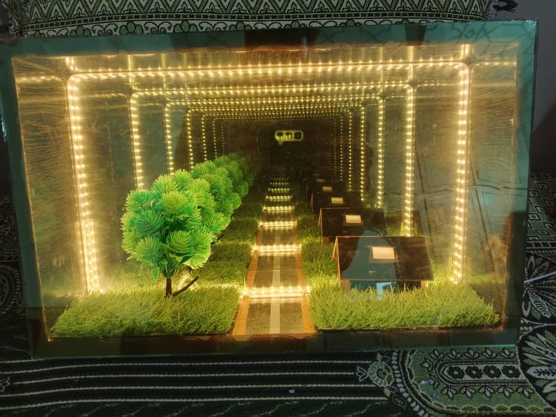 Infinity illusion wall frame 0