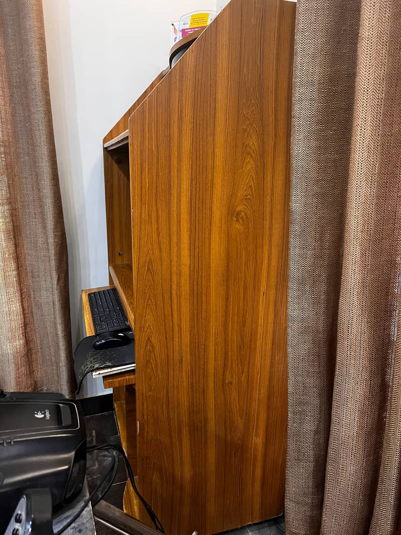 Computer Table (Wooden) 0
