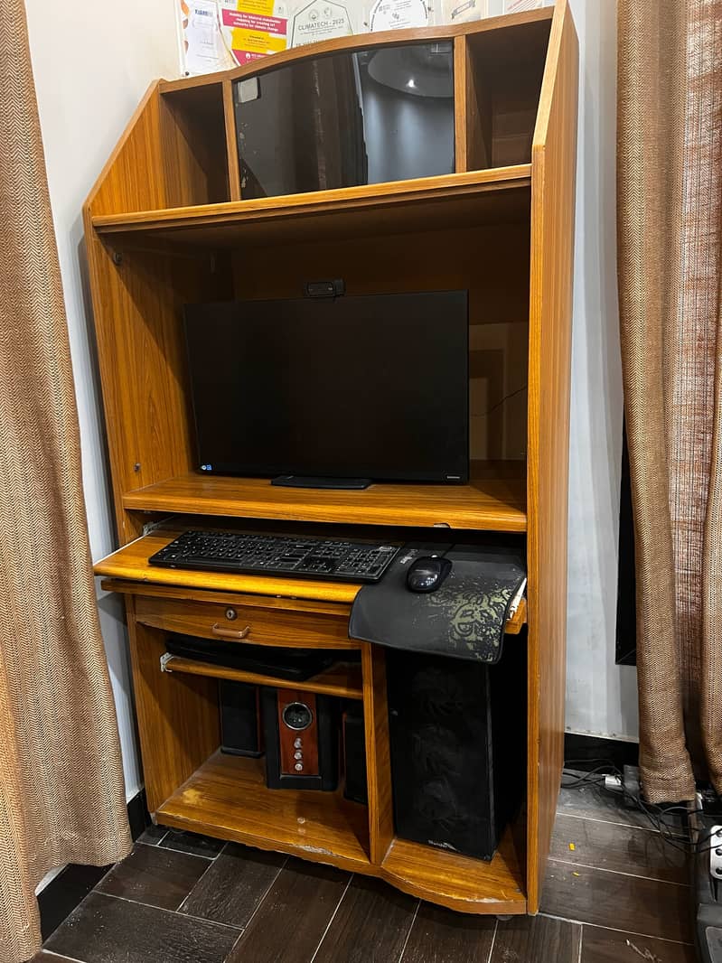 Computer Table (Wooden) 1