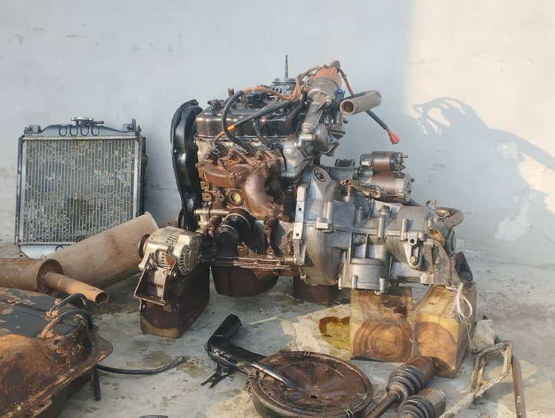 سوزوکی مہران مکمل انجن کے ساتھ گیئر برائے فروخت 6