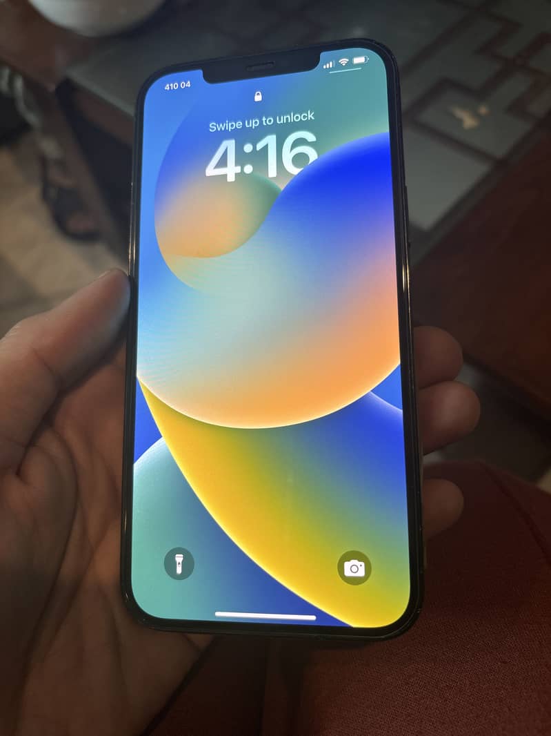 Blue iphone 10/10 0