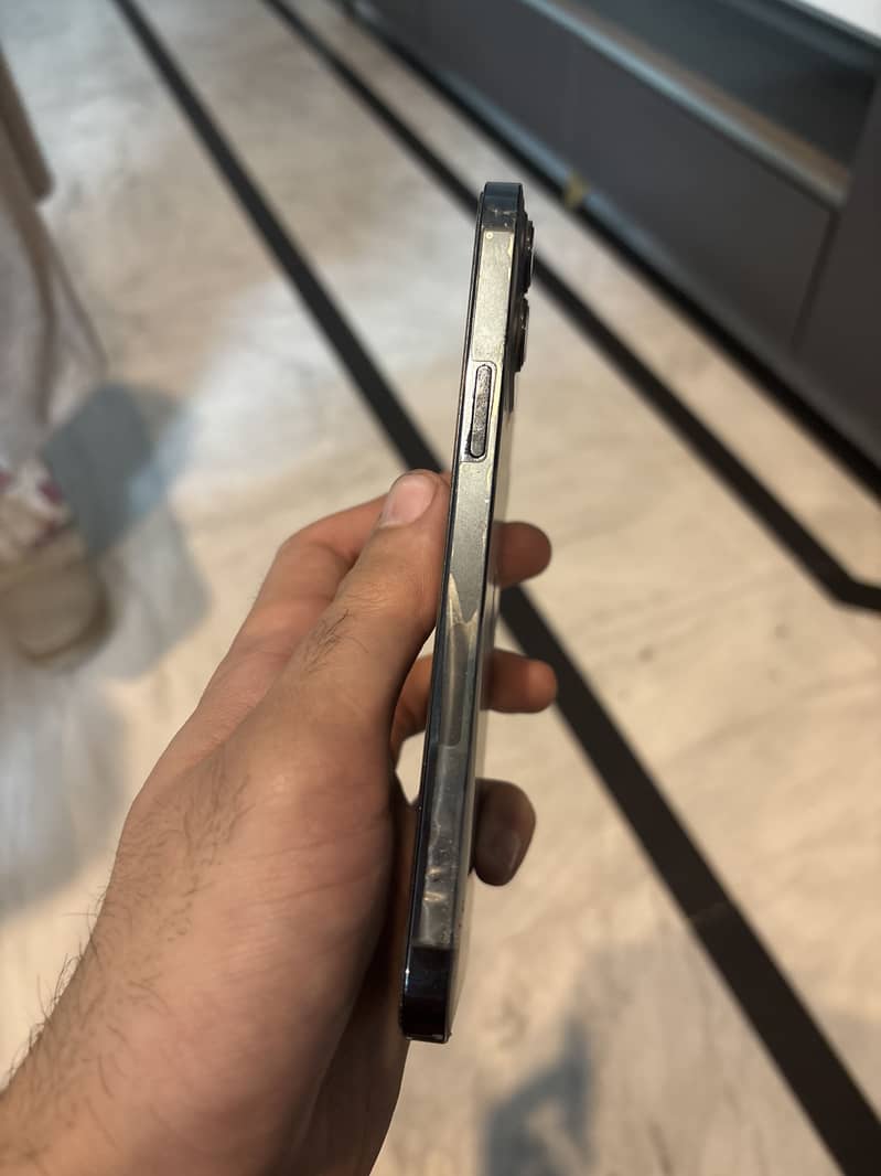 Blue iphone 10/10 2