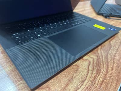 Dell Precision 5570 (Ci7-12Th Generation (H Processor)