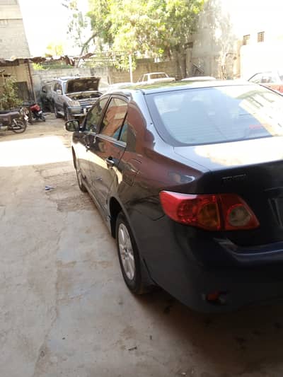 Toyota Corolla Altis model 2010