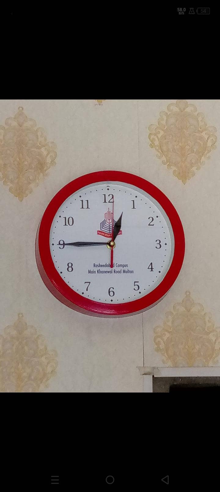 Stylish Wall Clocks 8