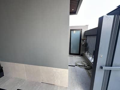 7 Marla Beautiful Location House Available For Sale