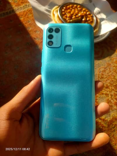 Infinix hot 10 play 4 64 PTA approved