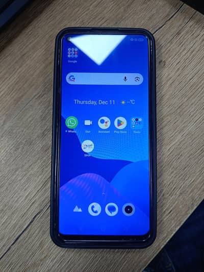 Realme 7i 8/128 without charger panel change front camera little blur