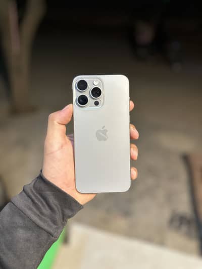 Iphone 15 pro max jv