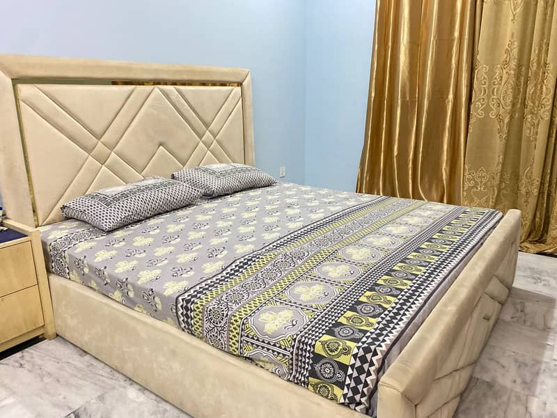 Double Bed with Dressing Table 3