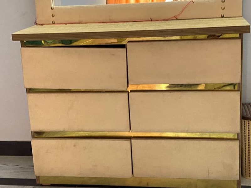 Double Bed with Dressing Table 5