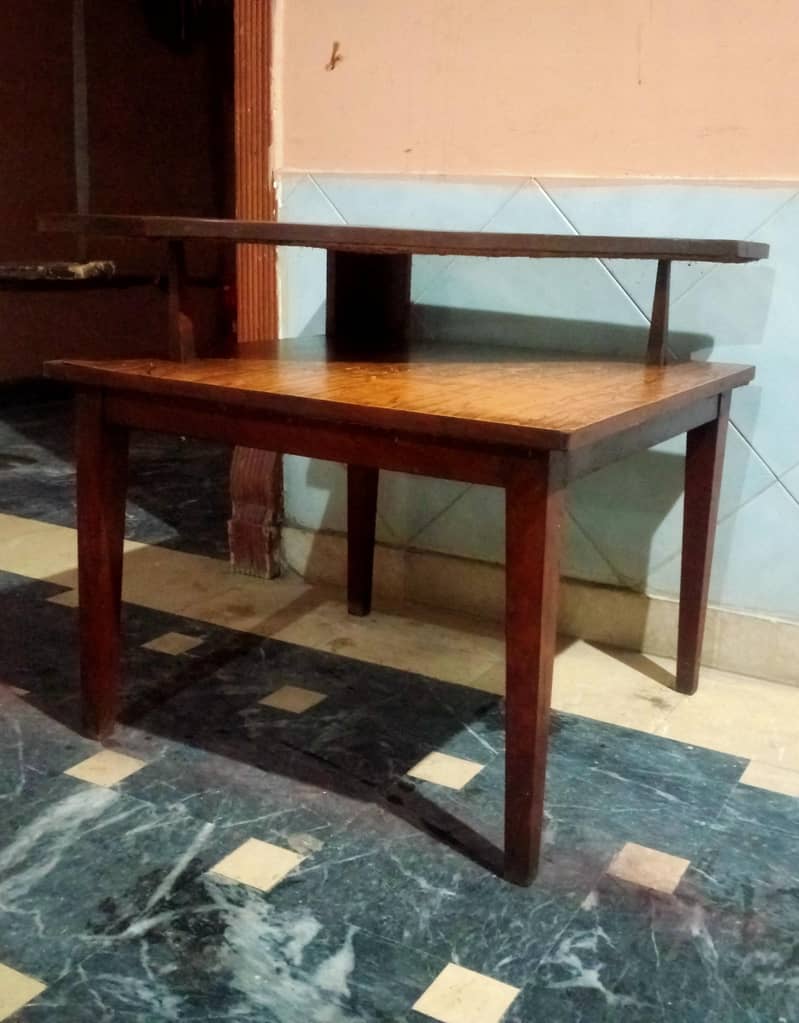 corner table 0