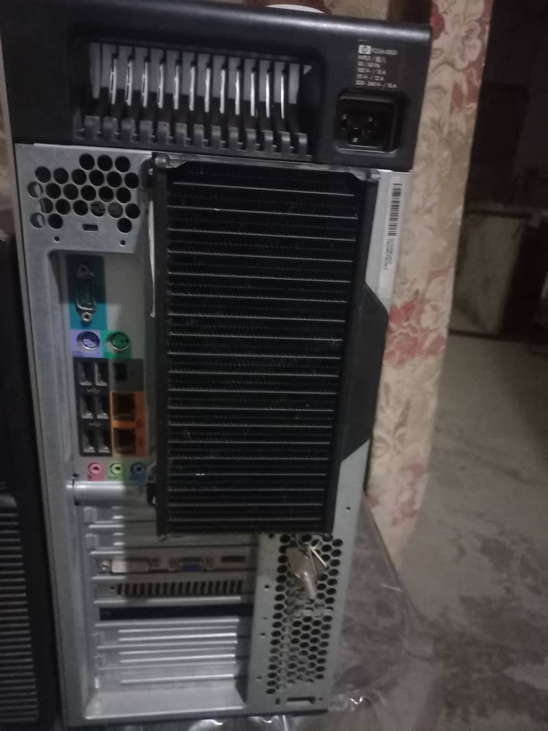 Hp Z800 server duel processor 3