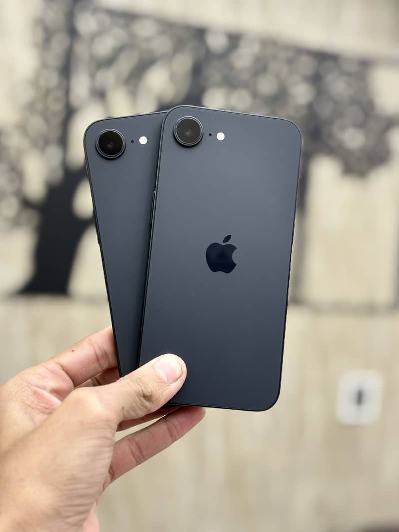 iPhone 16E sim locked 0